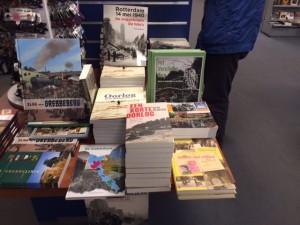 Foto van Een korte oorlog bij boekhandel van Kooten, Veenendaal